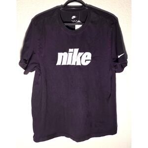 Nike Men's XL Black Graphic T-Shirt - Sporty & Stylish Tee